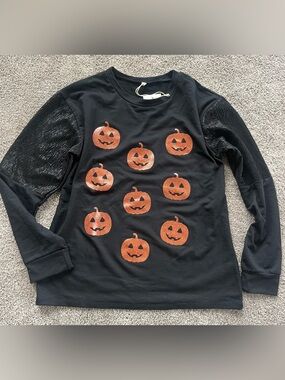 Women's Black Long-Sleeve Halloween Pumpkin Tee - Glitter Orange Pumpkins